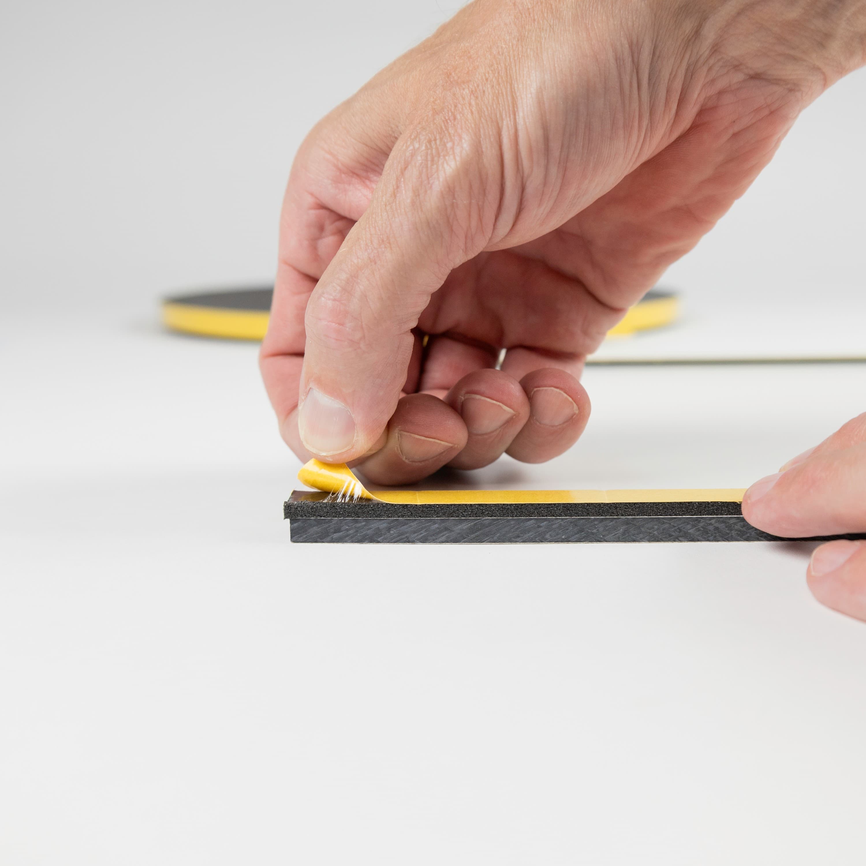 115_Fixxerss Foamtape – Isolierband für Fassadenplatten